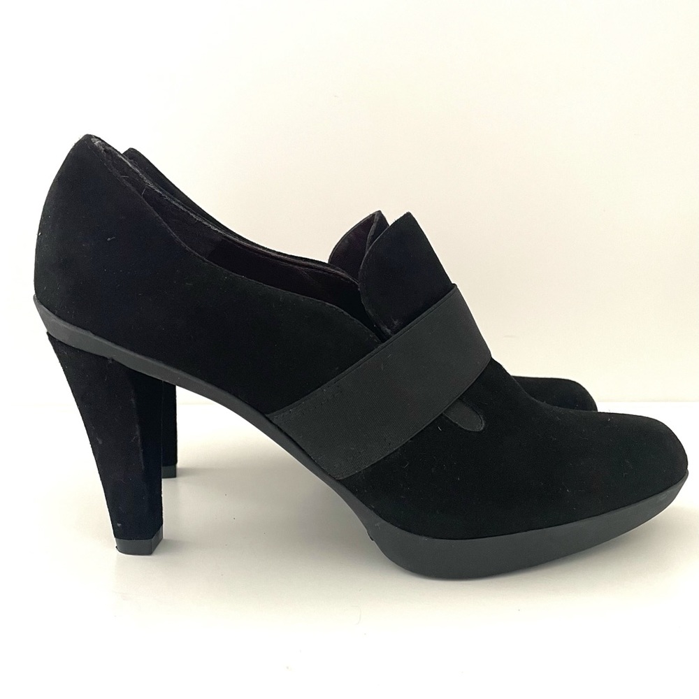 Stuart Weitzman Suede Booties Size 7 - image 2